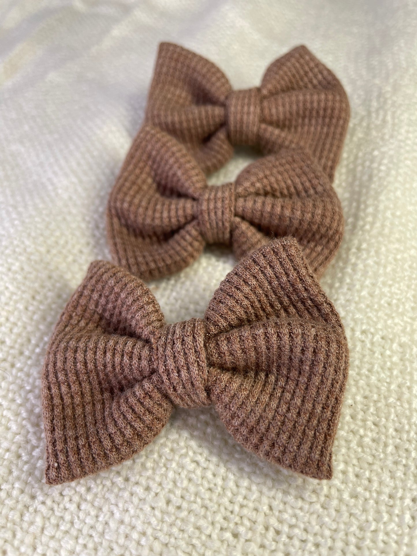 Hazelnut Harmony Bow